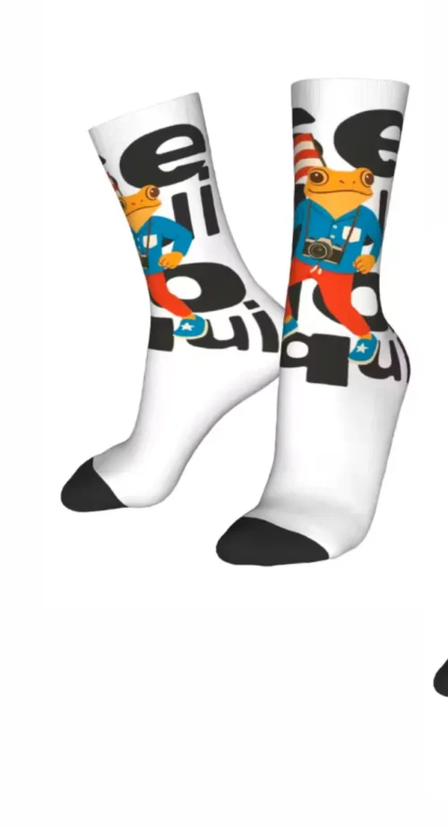 Bad Bunny Un Aplauso Pa' Mami y Papi Frog Socks for Men & Women 5 Bad Bunny Un Aplauso Pa' Mami y Papi Frog Socks for Men Women